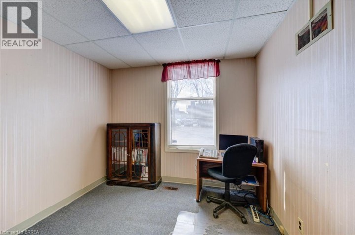 Photo 15 at 73 Chatham Street, Downtown Core, Brantford