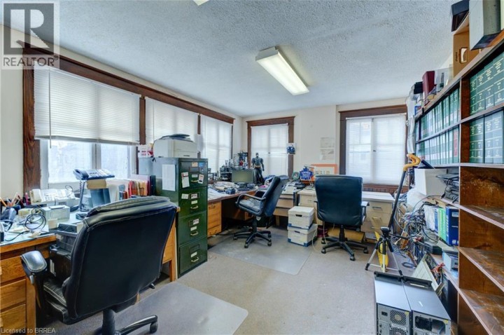 Photo 27 at 73 Chatham Street, Downtown Core, Brantford