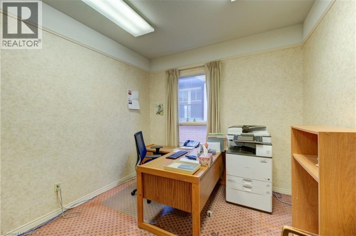 Photo 32 at 75 Chatham Street, Downtown Core, Brantford