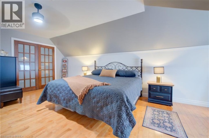 Photo 24 at 106 Sydenham Street, Terrace Hill, Brantford
