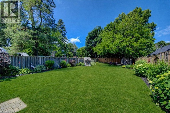 Photo 34 at 106 Sydenham Street, Terrace Hill, Brantford
