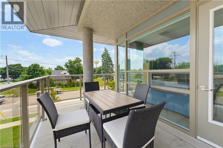 Photo 18 at 211 - 34 Norman Street, Fairview / Greenbrier, Brantford