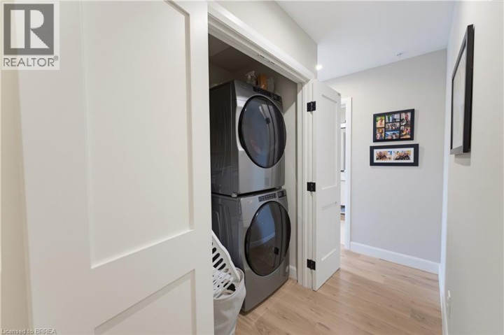 Photo 17 at 211 - 34 Norman Street, Fairview / Greenbrier, Brantford