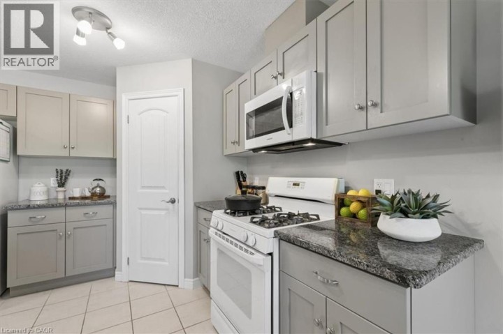 Photo 11 at 1453 Dunkirk Avenue, Woodstock - North, Woodstock