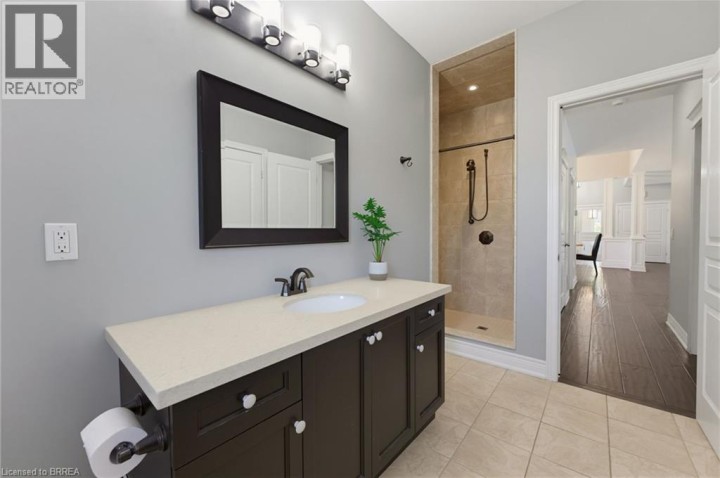 Photo 27 at 13 Wingrove Woods, Burford, Brantford
