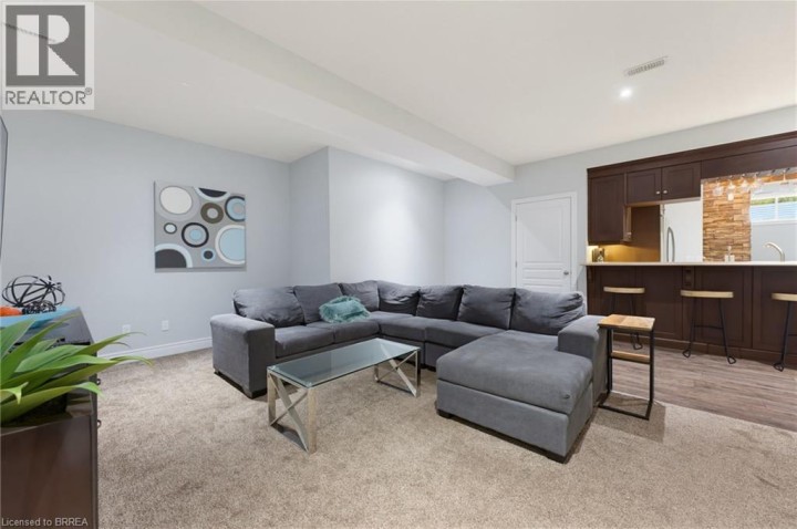 Photo 33 at 13 Wingrove Woods, Burford, Brantford