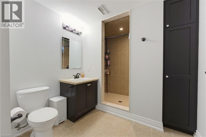 Photo 34 at 13 Wingrove Woods, Burford, Brantford
