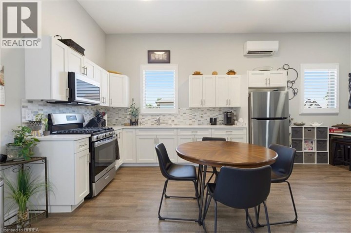 Photo 38 at 13 Wingrove Woods, Burford, Brantford