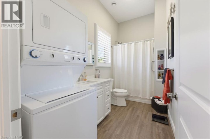Photo 43 at 13 Wingrove Woods, Burford, Brantford