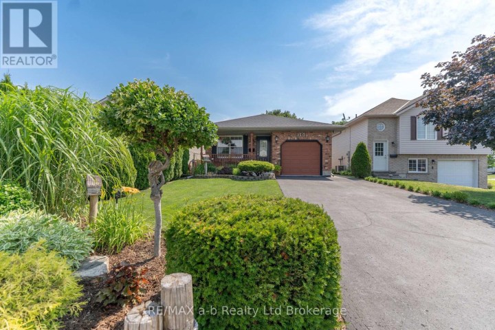 Photo 1 at 10 Peach Street, Tillsonburg