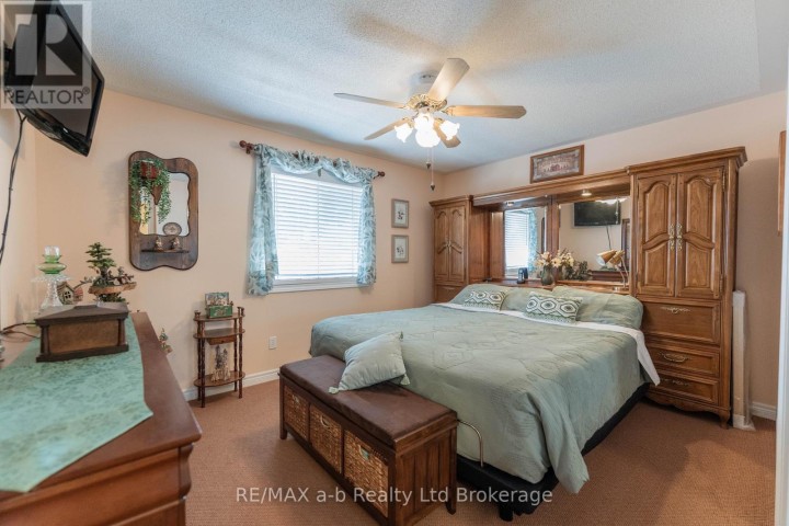 Photo 19 at 10 Peach Street, Tillsonburg