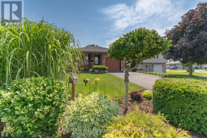 Photo 2 at 10 Peach Street, Tillsonburg