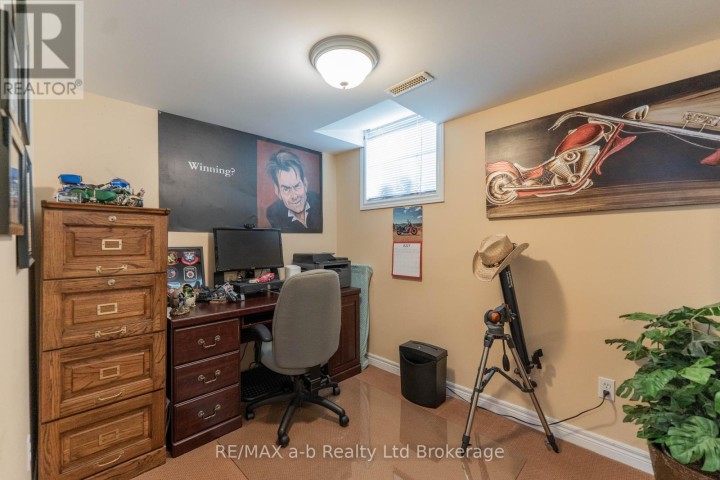 Photo 24 at 10 Peach Street, Tillsonburg