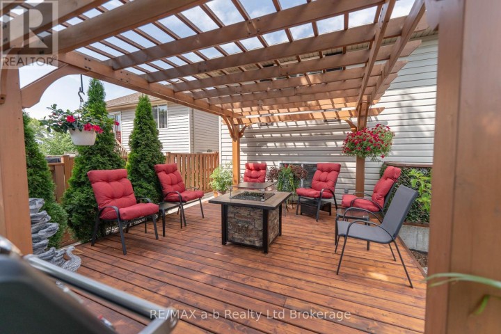 Photo 33 at 10 Peach Street, Tillsonburg