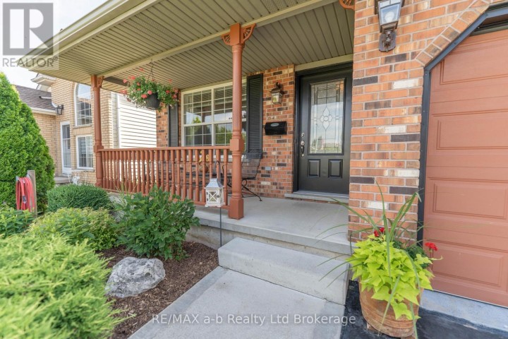 Photo 4 at 10 Peach Street, Tillsonburg
