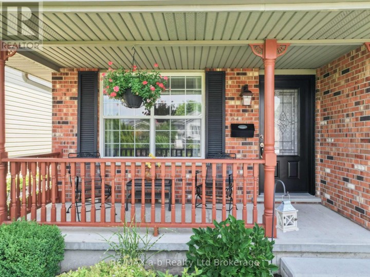 Photo 5 at 10 Peach Street, Tillsonburg