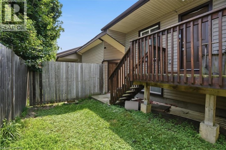 Photo 11 at 102 Sarah Street, Victoria / Arthur, Brantford
