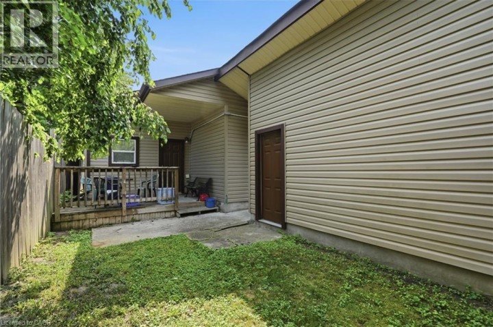 Photo 14 at 102 Sarah Street, Victoria / Arthur, Brantford