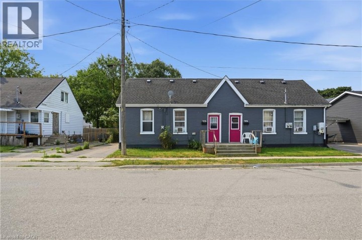 Photo 4 at 101 Sarah Street, Victoria / Arthur, Brantford
