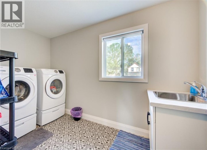 Photo 17 at 195 E Charles Street, Ingersoll - South, Ingersoll