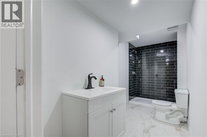 Photo 35 at 195 E Charles Street, Ingersoll - South, Ingersoll