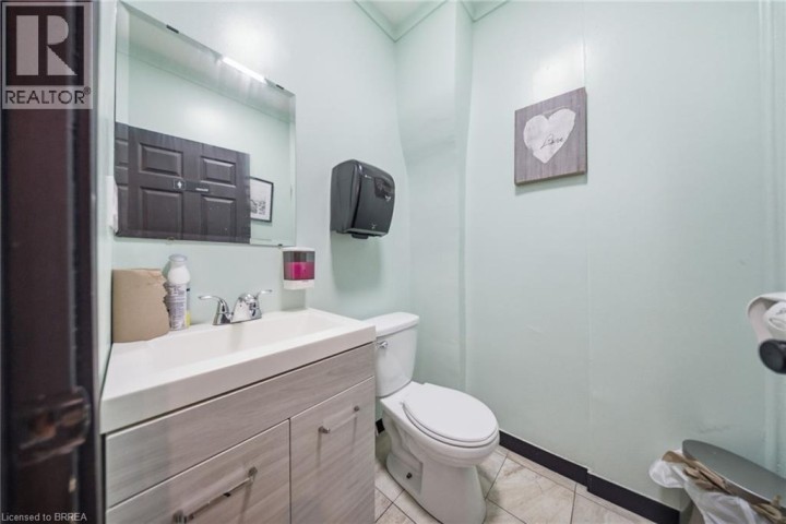 Photo 9 at 31 King Street, Brantford