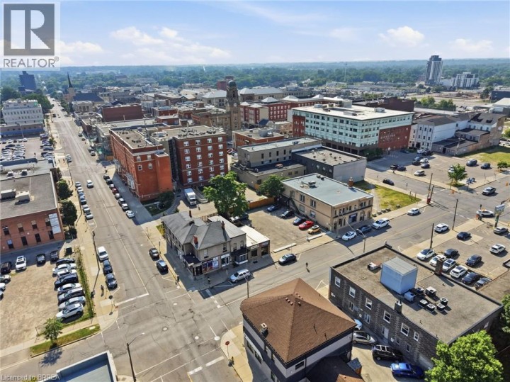 Photo 18 at 31 King Street, Brantford