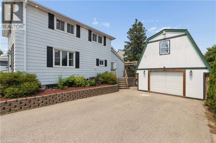 Photo 4 at 819 Devonshire Avenue, Woodstock - North, Woodstock