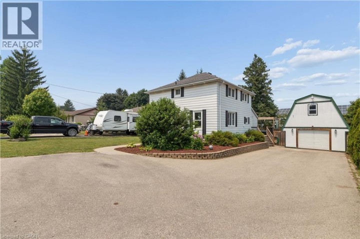 Photo 2 at 819 Devonshire Avenue, Woodstock - North, Woodstock