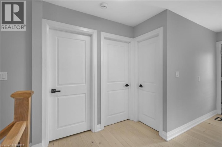 Photo 13 at 19 Broad Street, Terrace Hill, Brantford