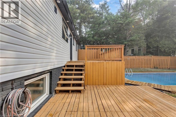 Photo 28 at 19 Broad Street, Terrace Hill, Brantford