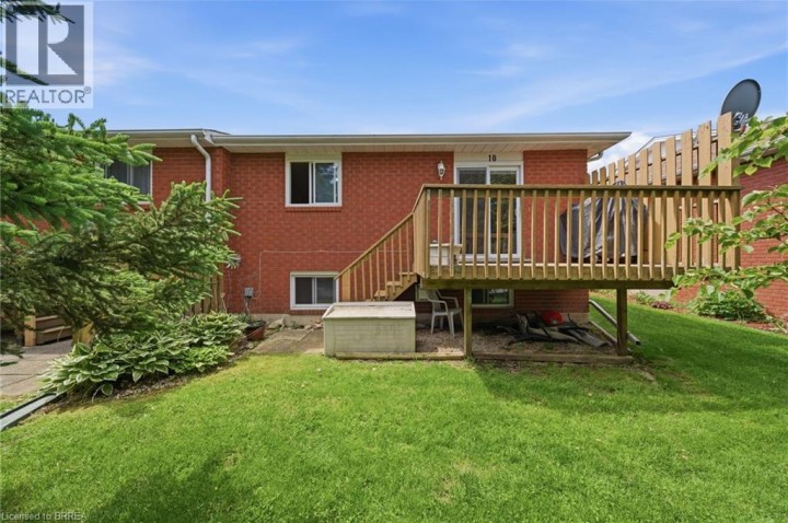 Photo 25 at 10 - 1 Buchanan Crescent, Lynden Hills, Brantford
