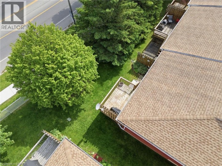 Photo 28 at 10 - 1 Buchanan Crescent, Lynden Hills, Brantford