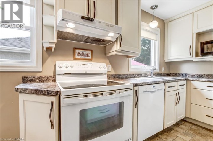 Photo 6 at 393 Marlborough Street, Echo Place, Brantford