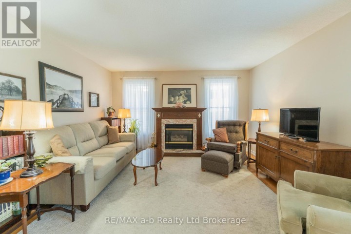 Photo 12 at 57 Edwin Crescent, Tillsonburg