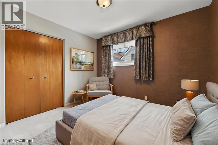 Photo 26 at 104 Viscount Road, Brantwood Park, Brantford