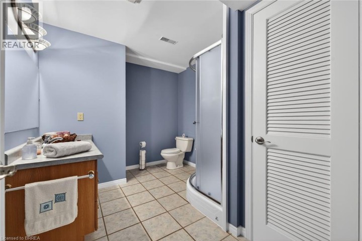 Photo 40 at 104 Viscount Road, Brantwood Park, Brantford