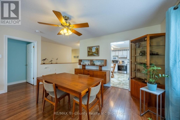 Photo 13 at 10 McDonald Court, Tillsonburg