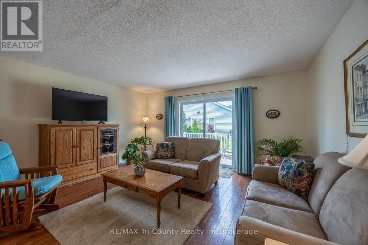 Photo 14 at 10 McDonald Court, Tillsonburg
