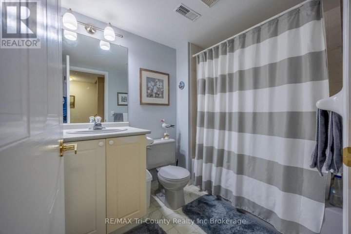 Photo 22 at 10 McDonald Court, Tillsonburg
