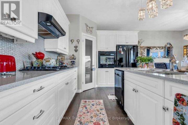 Photo 13 at 18 Crocus Avenue, Tillsonburg