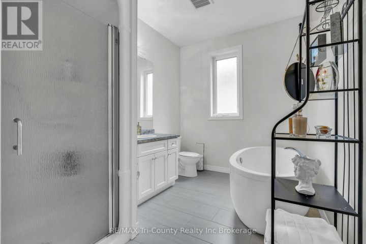 Photo 29 at 18 Crocus Avenue, Tillsonburg