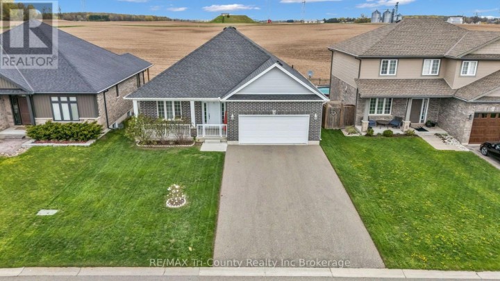 Photo 36 at 18 Crocus Avenue, Tillsonburg