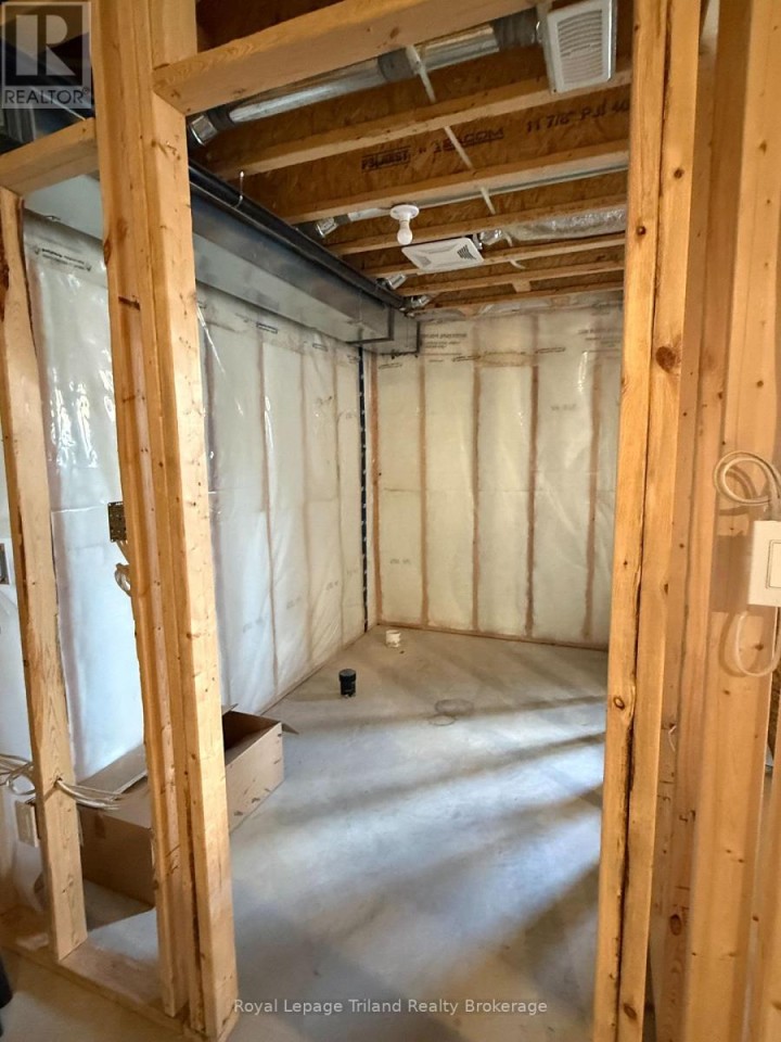 Photo 34 at 75 Trailview Drive, Tillsonburg