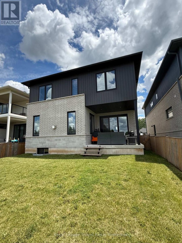 Photo 37 at 75 Trailview Drive, Tillsonburg