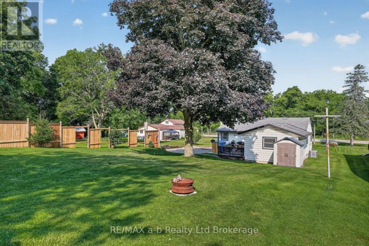 Photo 12 at 584112 Beachville Road, Centreville, South-West Oxford
