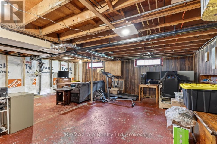 Photo 31 at 584112 Beachville Road, Centreville, South-West Oxford