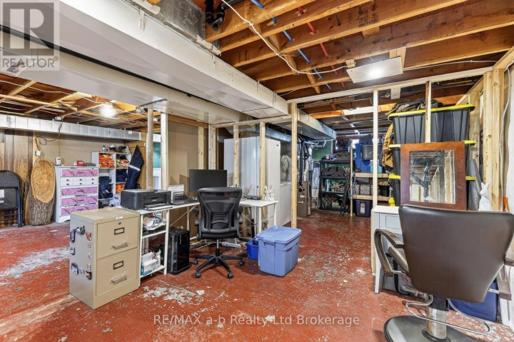 Photo 32 at 584112 Beachville Road, Centreville, South-West Oxford