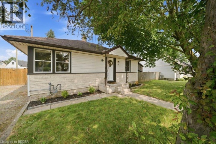 Photo 5 at 27 Frank Street, Holmedale, Brantford