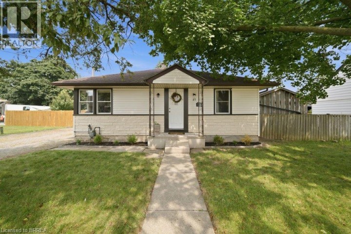 Photo 11 at 27 Frank Street, Holmedale, Brantford